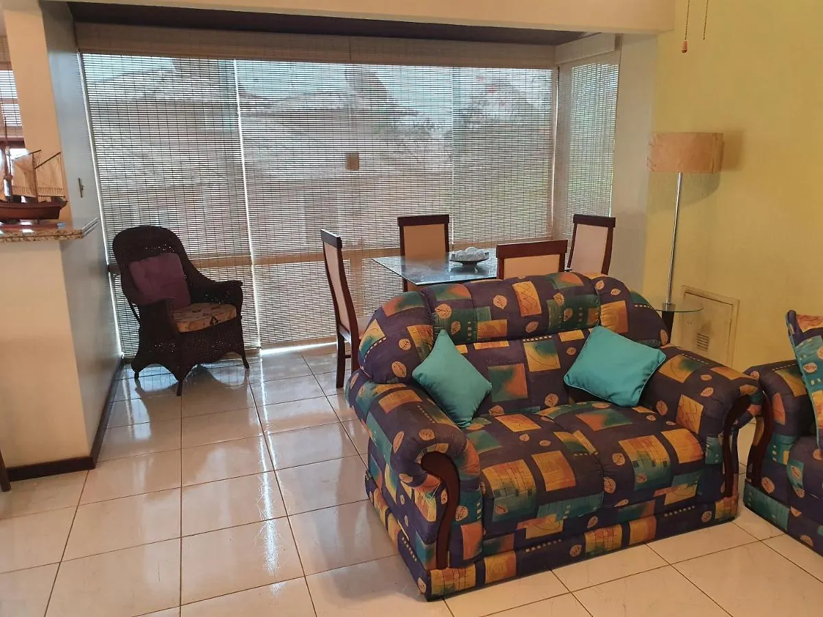 Casa Com 4 Quarto Em Buzios - 2 Suites - Perto De Tudo